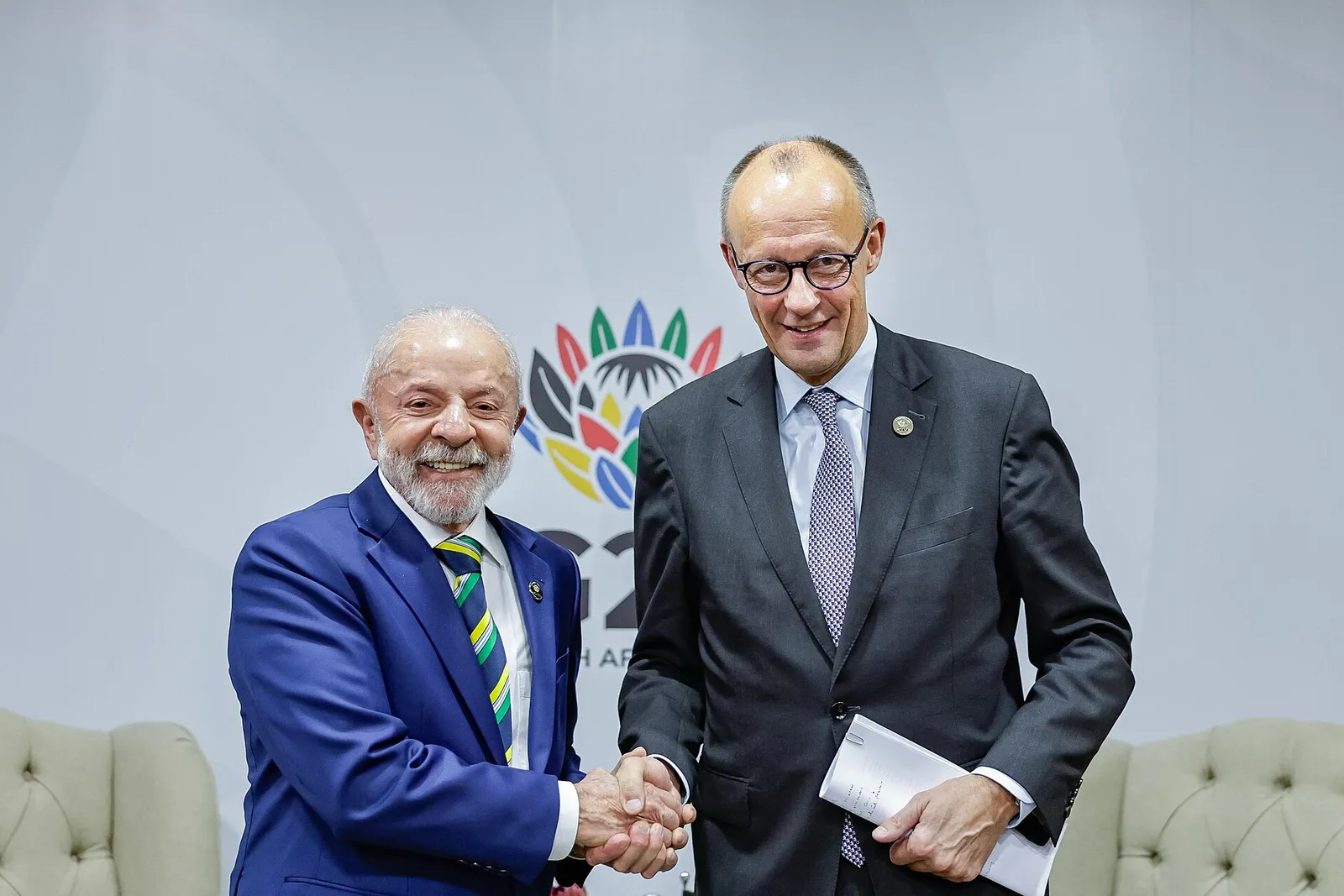 Lula em reunião bilateral com Friedrich Merz, em Joanesburgo, em 22 de novembro de 2025.