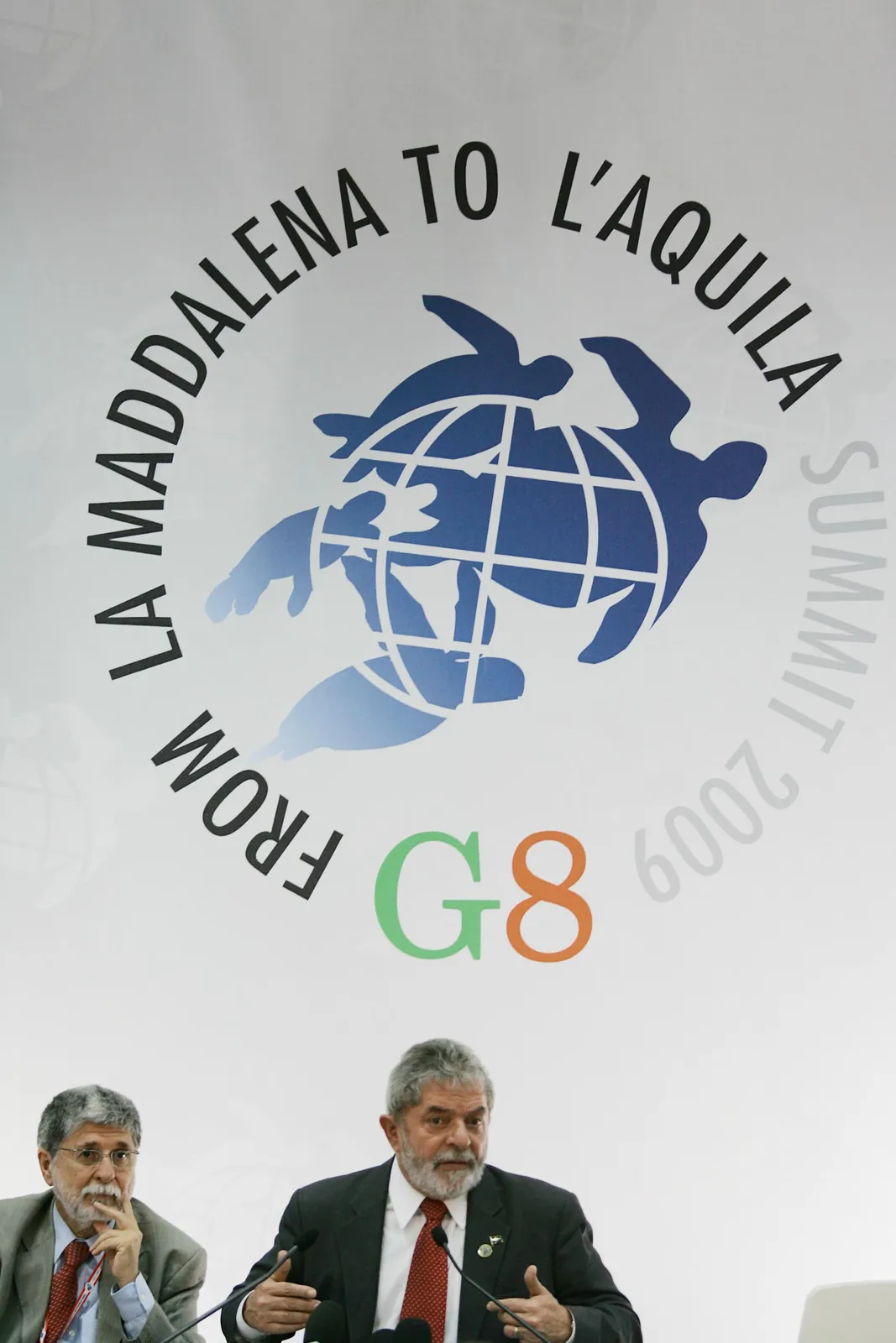 Lula em entrevista coletiva após reunião do G8 em L'Aquila, Itália, em julho de 2009.
