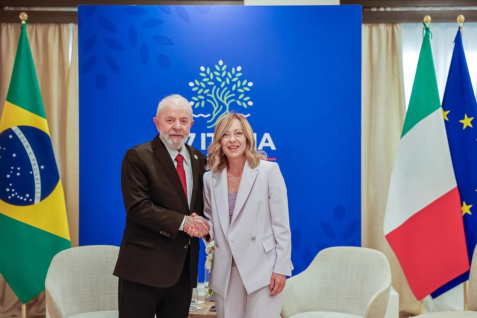 Lula em encontro com Giorgia Meloni, na Puglia, Itália, em 15 de junho de 2024.
