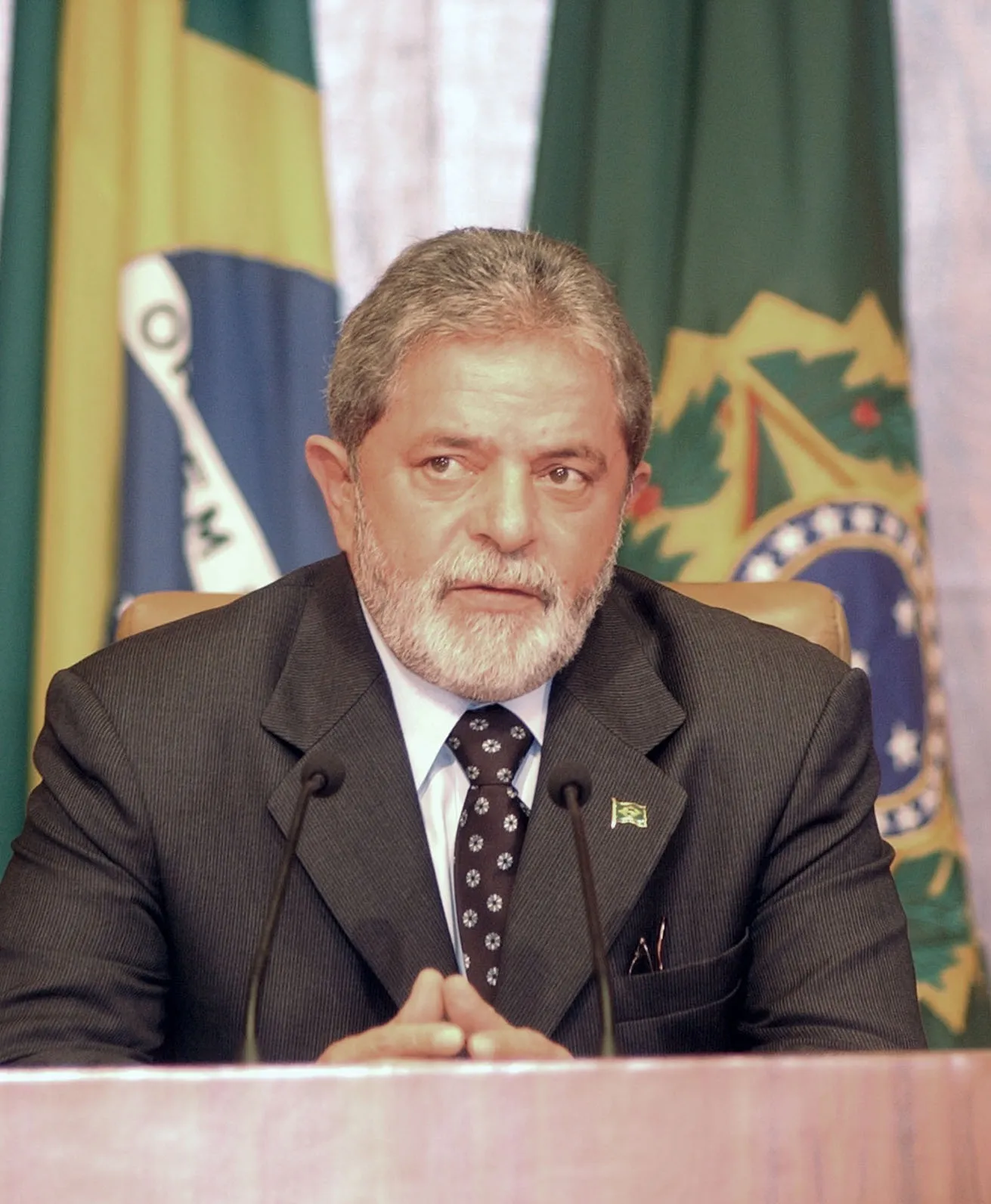 Lula em reunião com representantes da Associação Nacional de Jornais, no Palácio do Planalto, em 9 de setembro de 2005 (foto da semana anterior; não mostra o discurso na ONU).