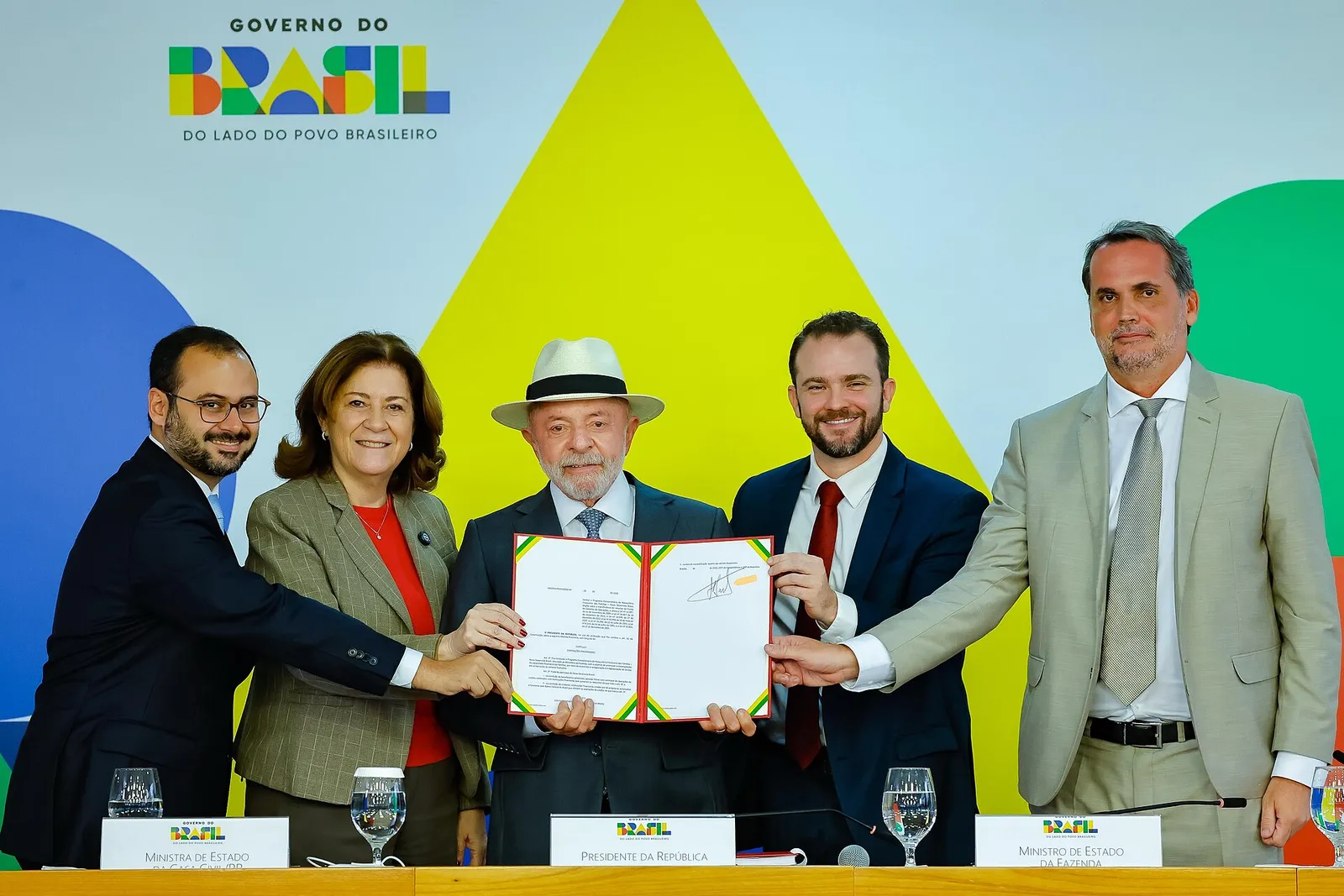 Presidente da República, Luiz Inácio Lula da Silva, durante assinatura da Medida Provisória referente ao Novo Desenrola Brasil, no Palácio do Planalto. Brasília - DF.